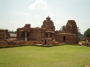 Well maintained greens - Pattadakal temple complex